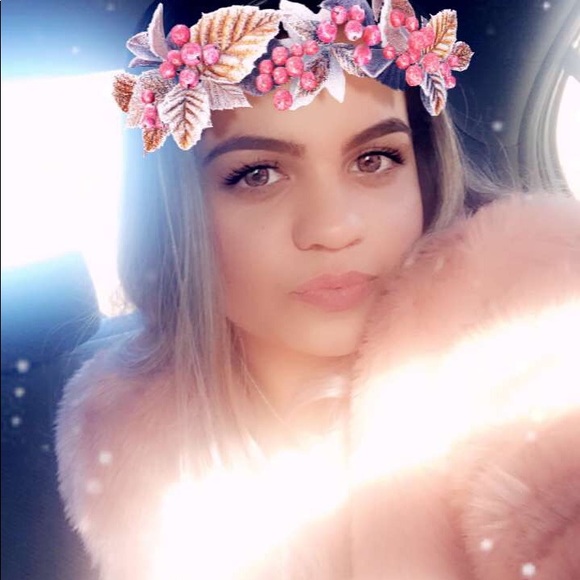 bellaaxo_
